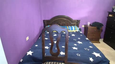 Snapshot of hidenbook chatting on 01/08/25, 02:03 Hiden online show from 01/08/25, 02:03