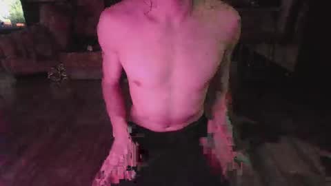 Snapshot of high_and_horny420498018 chatting on 03/09/25, 03:43 ravepussy420 online show from 03/09/25, 03:43