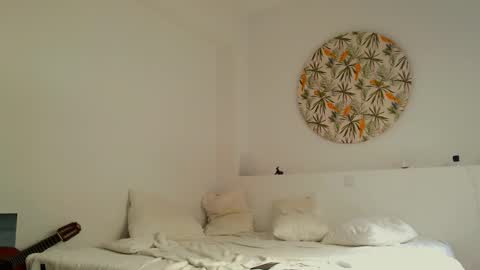 Snapshot of highnightz chatting on 10/02/25, 11:28 highnightz online show from 10/02/25, 11:28