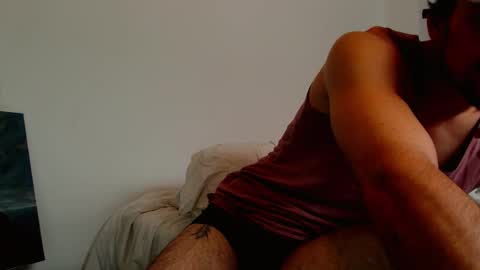 Snapshot of highnightz chatting on 10/29/25, 09:33 highnightz online show from 10/29/25, 09:33