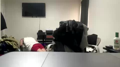 hihello7777 online show from 10/14/25, 06:52