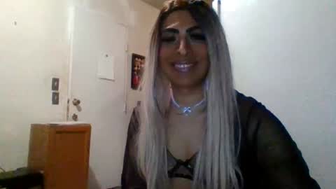 Snapshot of hihheelstranny chatting on 11/01/25, 09:11 hihheelstranny online show from 11/01/25, 09:11