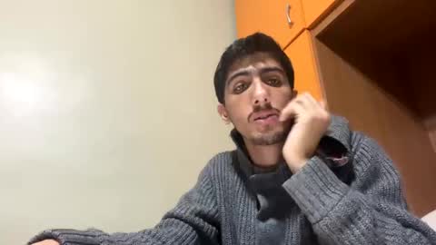 Snapshot of hihi9697 chatting on 12/29/24, 03:13 hihi9697 online show from 12/29/24, 03:13