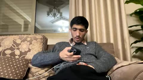 Snapshot of hihi9697 chatting on 02/22/25, 11:57 hihi9697 online show from 02/22/25, 11:57