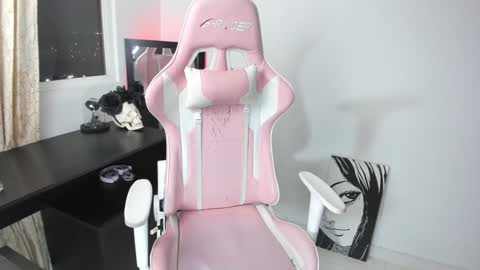 Snapshot of hikaru_arimura chatting on 02/05/25, 02:08 hikaru_arimura online show from 02/05/25, 02:08