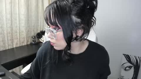 Snapshot of hikaru_arimura chatting on 02/26/25, 02:26 hikaru_arimura online show from 02/26/25, 02:26