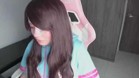 Snapshot of hikaru_arimura chatting on 10/25/25, 02:19 hikaru_arimura online show from 10/25/25, 02:19