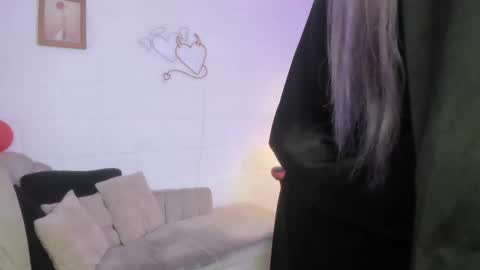 hikaru_dl online show from 03/03/25, 04:14