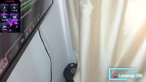 hilary thompson online show from 12/03/24, 01:21