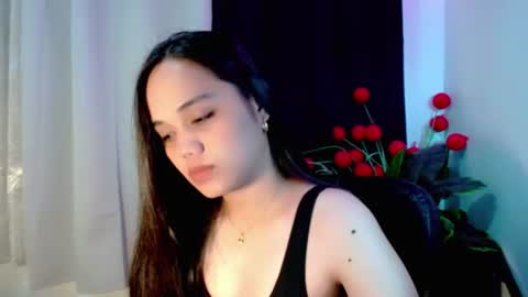 Snapshot of hilarymolly chatting on 01/13/26, 07:19 hilarymolly online show from 01/13/26, 07:19