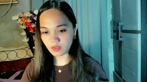 Snapshot of hilarymolly chatting on 06/29/26, 07:47 hilarymolly online show from 06/29/26, 07:47