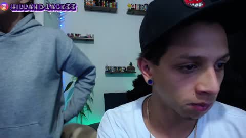 Snapshot of hill_and_jack chatting on 01/24/25, 12:52 Hill and Jack online show from 01/24/25, 12:52