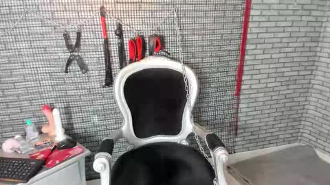 Hillary  online show from 03/16/26, 05:44