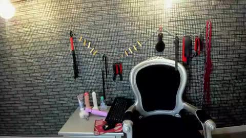 Hillary  online show from 03/24/26, 04:17