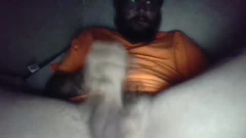 Snapshot of hilo420420 chatting on 12/18/25, 03:18 hilo420420 online show from 12/18/25, 03:18