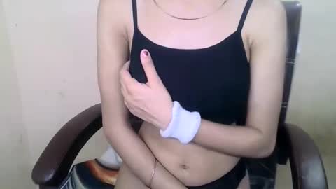 Snapshot of himani_ chatting on 03/10/26, 02:33 Himani online show from 03/10/26, 02:33