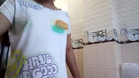 himuhimu22 online show from 03/03/25, 10:28