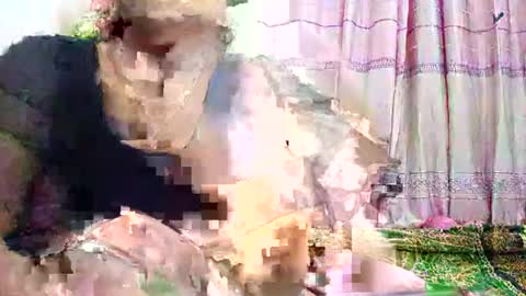 himuhimu22 online show from 03/04/25, 11:43