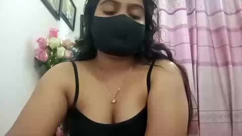 himuhimu22 online show from 03/12/25, 10:07