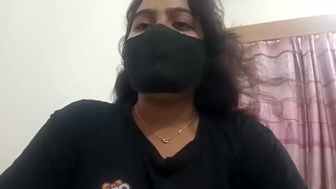 himuhimu22 online show from 10/13/25, 07:47