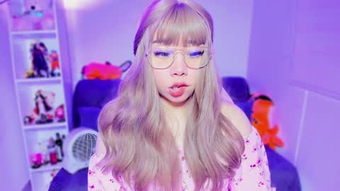 Snapshot of hinata1_chan chatting on 12/21/24, 05:25 Hinata online show from 12/21/24, 05:25