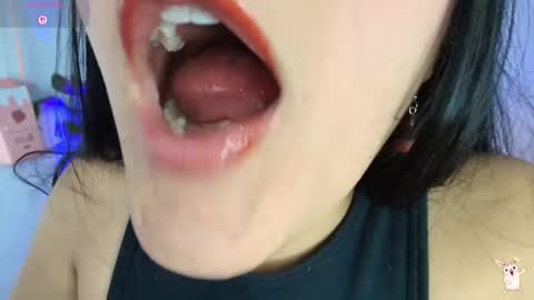 hinata online show from 11/13/25, 08:52