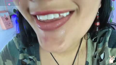 hinata online show from 11/19/25, 09:15