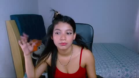 Snapshot of hinata_9 chatting on 03/19/26, 06:45 0600AM-1100AM - online show from 03/19/26, 06:45