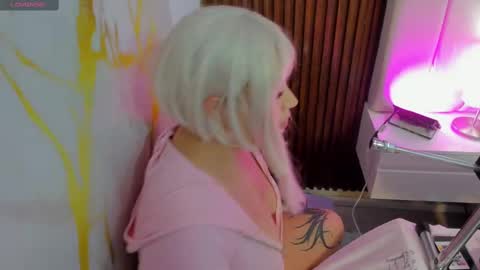 hinata_dolly online show from 09/24/25, 08:39