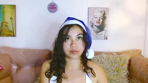 hinata lee online show from 12/23/24, 10:21