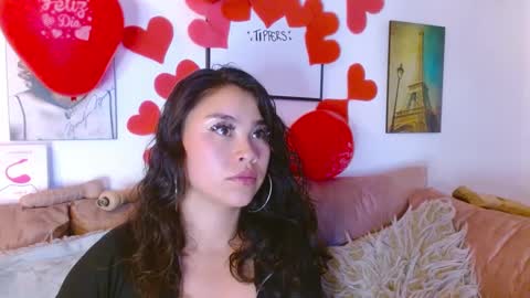 hinata lee online show from 02/18/25, 09:54