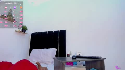 Snapshot of hinatta_smiler chatting on 03/26/26, 10:59 hinatta smiler online show from 03/26/26, 10:59