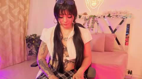 Snapshot of hinna_tay chatting on 03/12/26, 04:18 HINNA online show from 03/12/26, 04:18