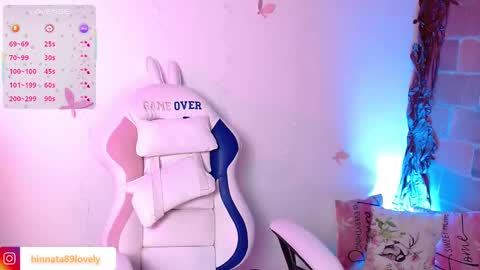 Hinatha online show from 09/29/25, 12:21