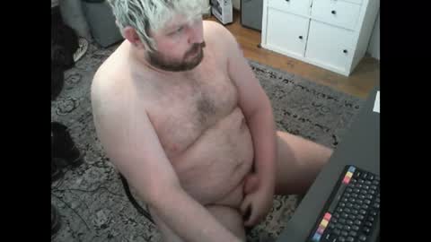 Snapshot of hipguy91 chatting on 07/12/26, 05:26 hipguy91 online show from 07/12/26, 05:26