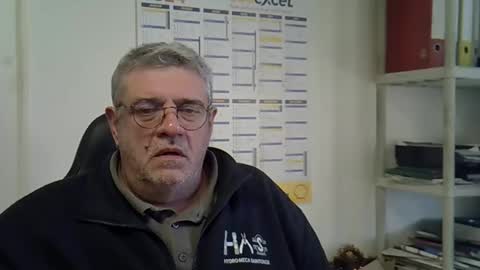 Snapshot of hippopotame17 chatting on 12/23/24, 09:59 hippo online show from 12/23/24, 09:59