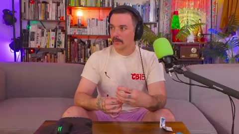 HipsterTrash Clark one half of Task Manager online show from 06/28/26, 12:33