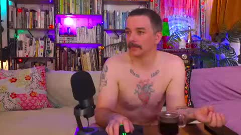 HipsterTrash Clark one half of Task Manager online show from 07/04/26, 08:31