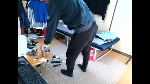 Snapshot of hiro110 chatting on 01/14/25, 03:01 hiro110 online show from 01/14/25, 03:01