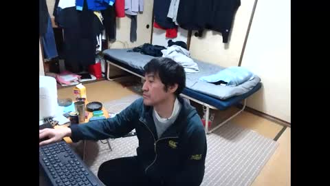 Snapshot of hiro110 chatting on 01/19/25, 02:17 hiro110 online show from 01/19/25, 02:17