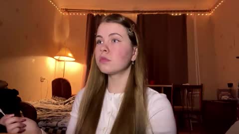 I am Amy ntmu Lets hit 10 Thumbs Up together online show from 02/18/26, 04:25