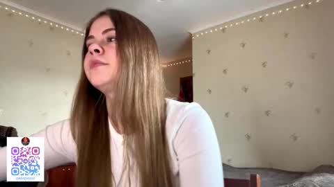 I am Amy ntmu Lets hit 10 Thumbs Up together online show from 03/15/26, 11:38