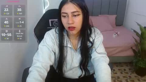 Snapshot of hisis_tay chatting on 09/27/25, 11:48 hisis online show from 09/27/25, 11:48