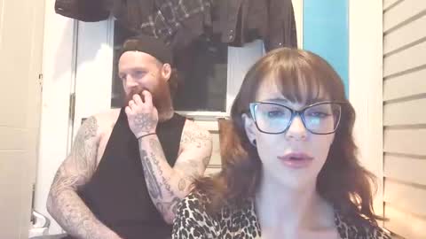 Snapshot of hisnhertemptation chatting on 05/14/26, 05:03 HisNHersTemptation online show from 05/14/26, 05:03