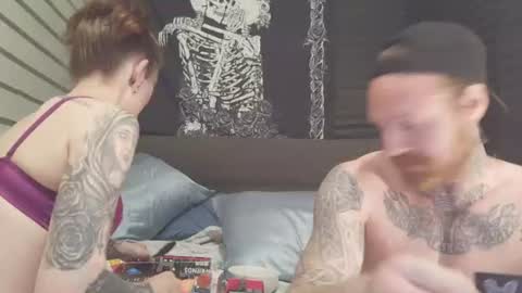 Snapshot of hisnhertemptation chatting on 06/21/26, 03:42 HisNHersTemptation online show from 06/21/26, 03:42