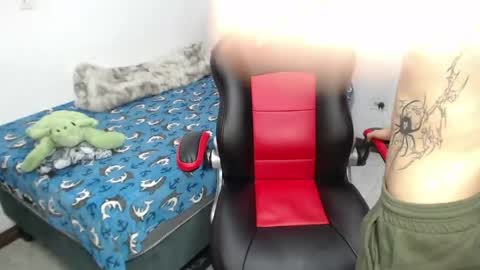 Snapshot of hiso_kai chatting on 04/24/26, 04:48 Hisokax online show from 04/24/26, 04:48