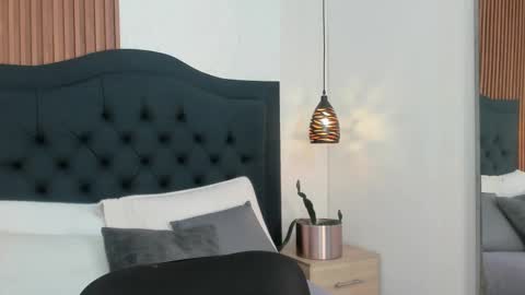 Snapshot of hisoka_0 chatting on 09/14/25, 12:15 Hisoka online show from 09/14/25, 12:15