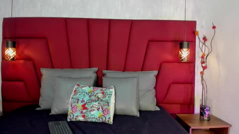 Snapshot of hisoka_0 chatting on 09/22/25, 11:45 Hisoka online show from 09/22/25, 11:45