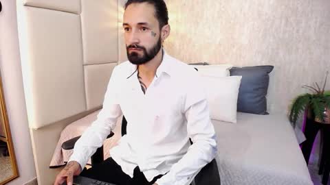 Snapshot of hisoka_0 chatting on 02/16/26, 07:32 Hisoka online show from 02/16/26, 07:32