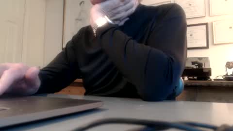 Snapshot of histrionical1 chatting on 05/26/26, 03:08 histrionical1 online show from 05/26/26, 03:08